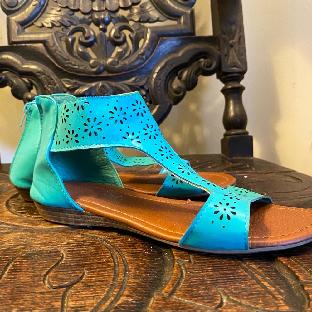 Boho-Chic Turquoise Sandals